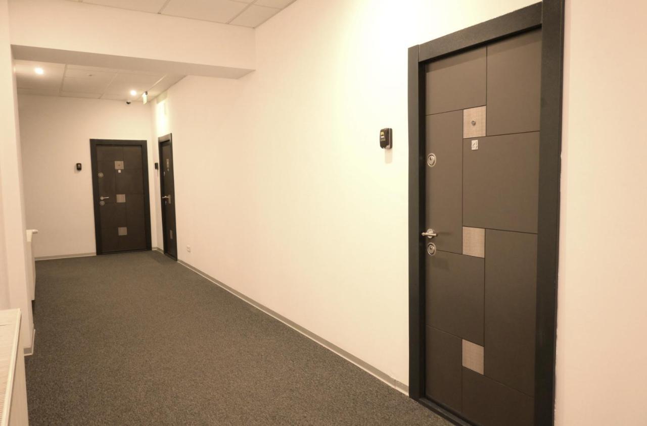 Luana Airport Apartments #7 Otopeni Esterno foto