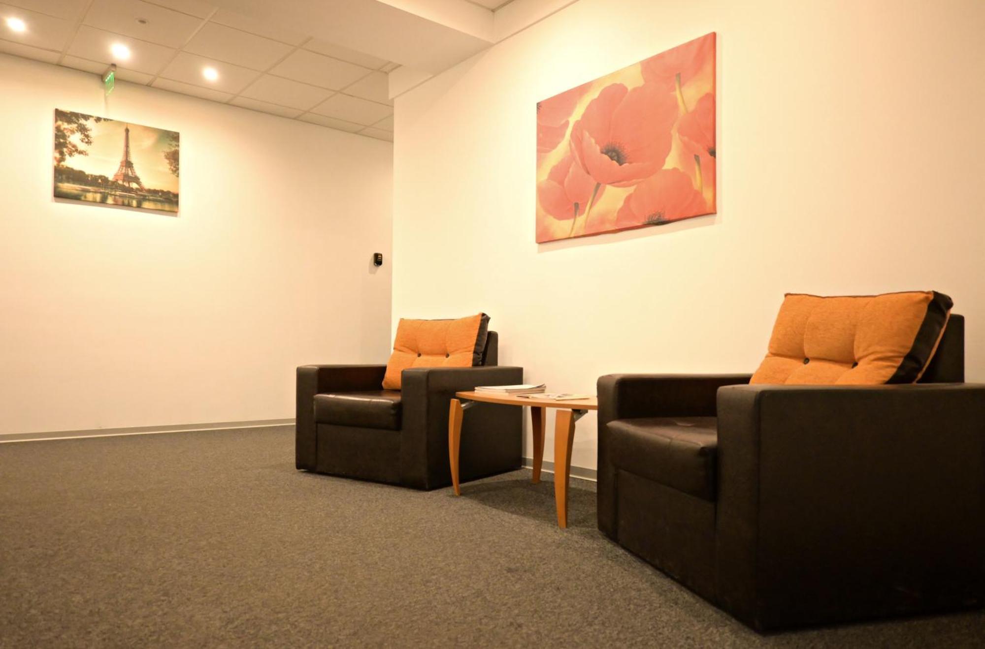 Luana Airport Apartments #7 Otopeni Esterno foto