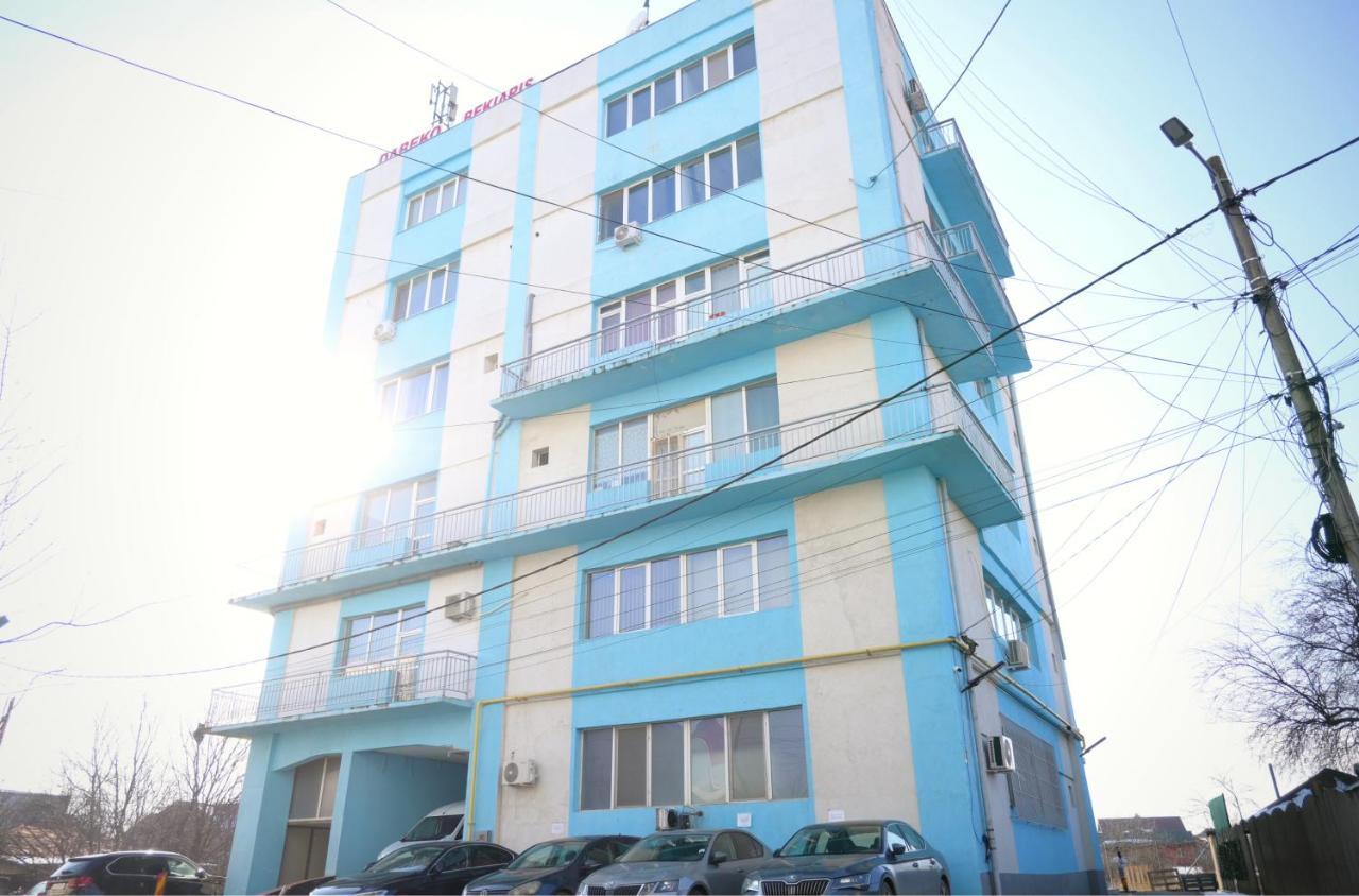 Luana Airport Apartments #7 Otopeni Esterno foto